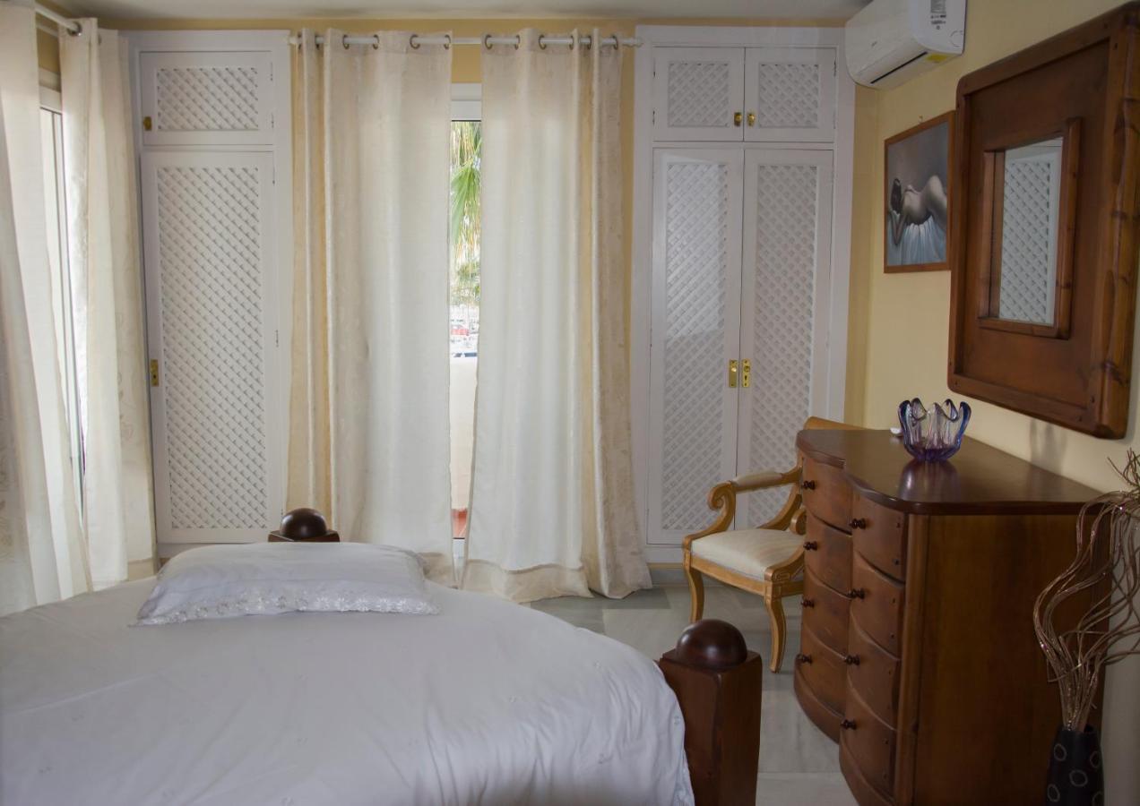 Magnificent Port-Beach 5* Luxury Residence Benalmádena Exterior photo